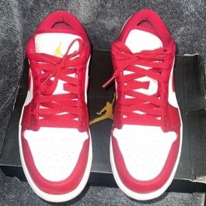 Air Jordan retro 1 low red white
